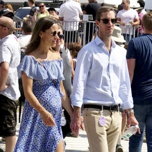 Pippa Middleton, enceinte, et son mari James Matthews au Festival of Speed de Goodwood le 14 juillet 2018, à Chichester dans le West Sussex.