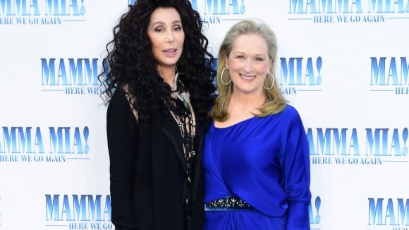 Cher et Meryl Streep : Baisers tendres et fougueux sur le tapis rouge