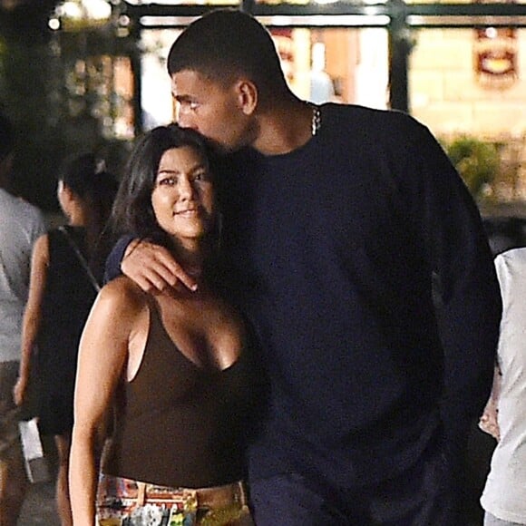 Exclusif - Kourtney Kardashian et son compagnon Younes Bendjima ont été aperçus en train de prendre du bon temps sur le port de Portofino en Italie, le 3 juillet 2018.