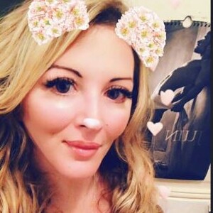Loana sur le tournage de La Villa des coeurs brisés saison 4 - Instagram, juin 2018