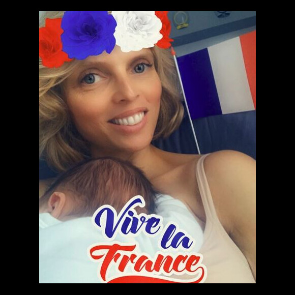 Sylvie Tellier célèbre la victoire de l'équipe de France lors de la Coupe du monde 2018 avec son fils Roméo - Instagram, 15 juillet 2018