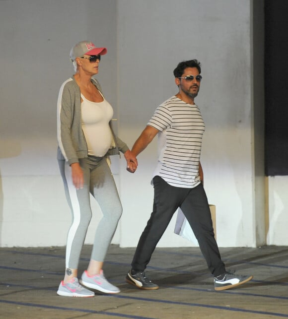 Exclusif - Brigitte Nielsen (enceinte à 54 ans) et son mari Mattia Dessi dans les rues de Los Angeles le 11 juin 2018.