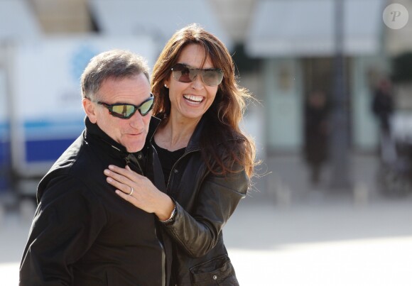 Robin Williams et sa troisième femme Susan Schneider à Paris, en 2011.