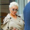 Exclusif - Christina Aguilera porte un trench beige dans les rues de New York, le 2 mai 2018