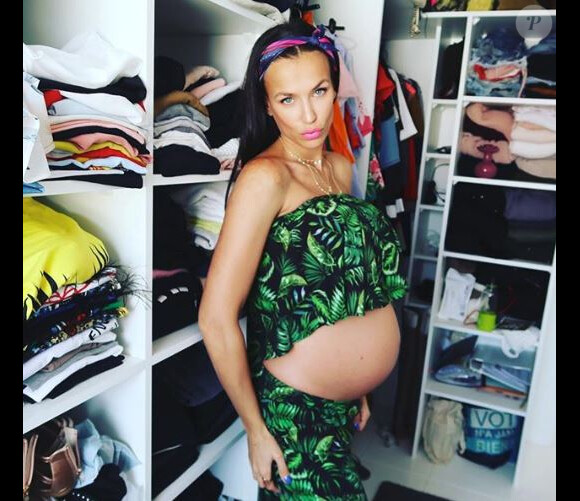 Julie Ricci enceinte de son premier enfant - Instagram, 15 juin 2018