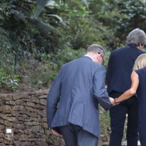 Le président Emmanuel Macron et sa femme la première dame Brigitte Macron reçoivent la première ministre britannique Theresa May et son mari Philip May au Fort de Brégançon le 3 août 2018. © Franz Chavaroche / Nice Matin / Bestimage