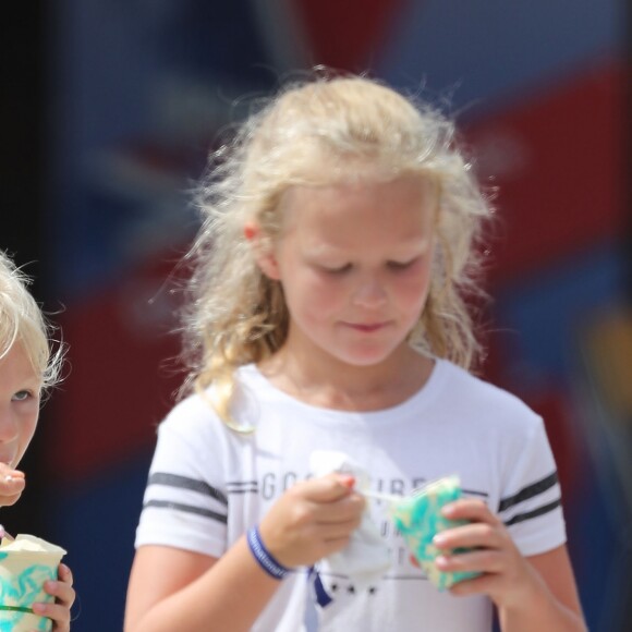Isla et Savannah Phillips au Festival de concours complet de Gatcombe le 3 août 2018.