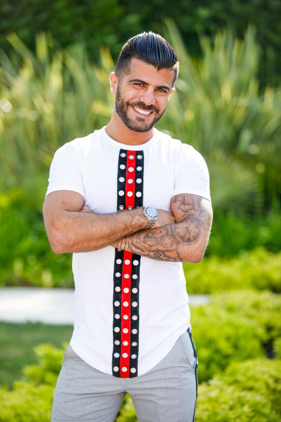 Thomas, candidat des "Vacances des Anges 3" sur NRJ12, photo officielle