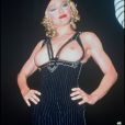 Madonna au défilé Jean Paul Gaultier à Los Angeles en 1992.