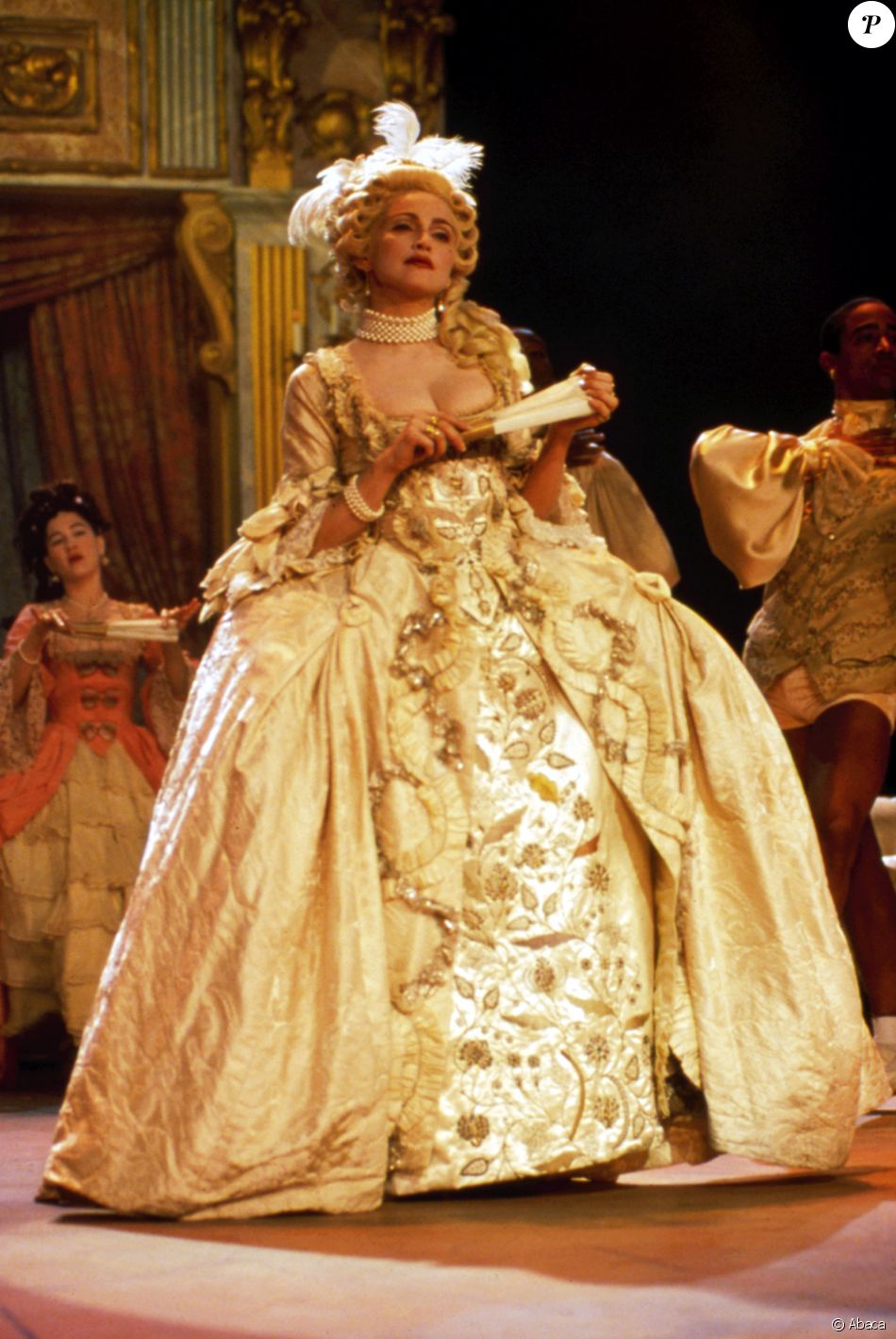 Static1 Purepeople Com Articles 2 30 02 12 Madonna Joue Les Marie Antoinette Pour I 950x0 4 Jpg