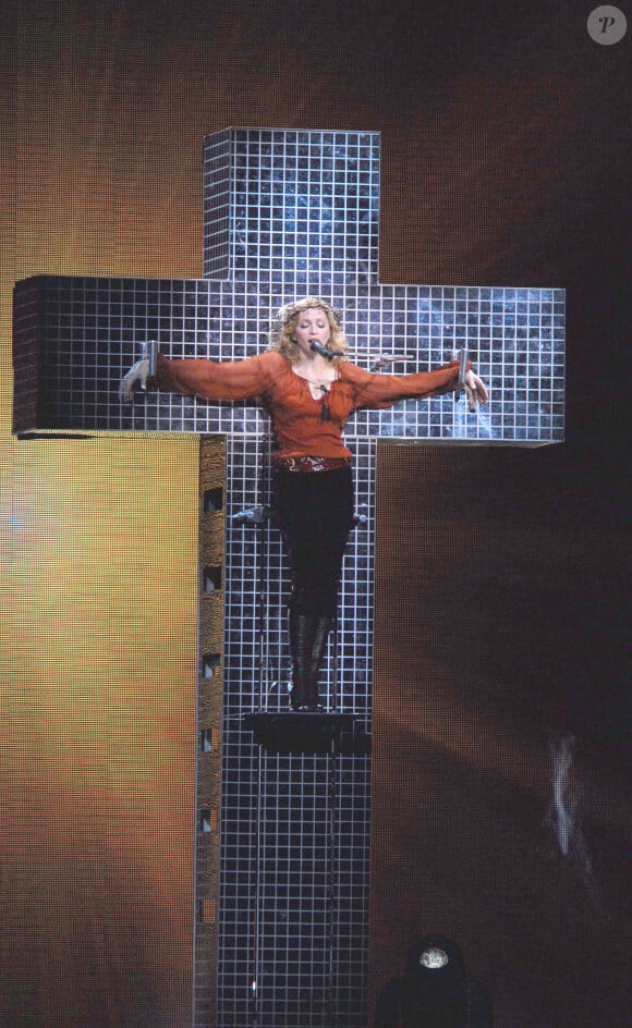 Madonna en Jean Paul Gaultier lors du "Confessions World Tour" à New York, en 2006.