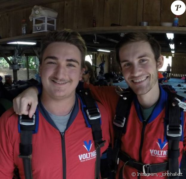 René-Charles Angélil et son ami John ont effectué un saut en parachute au Canada le 5 août 2018