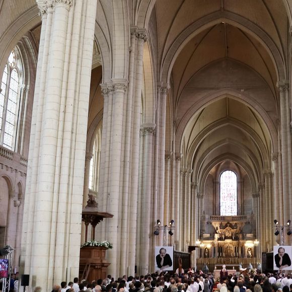 Illustration - Obsèques de Joël Robuchon en la cathédrale Saint-Pierre de Poitiers le 17 août 2018. © Patrick Bernard / Bestimage