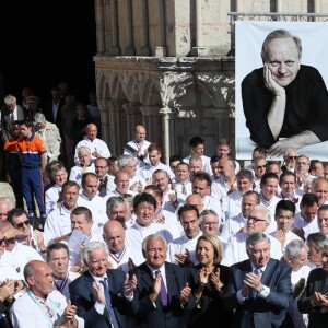 Jean-Pierre Raffarin, les chefs - Obsèques de Joël Robuchon en la cathédrale Saint-Pierre de Poitiers le 17 août 2018. © Patrick Bernard / Bestimage