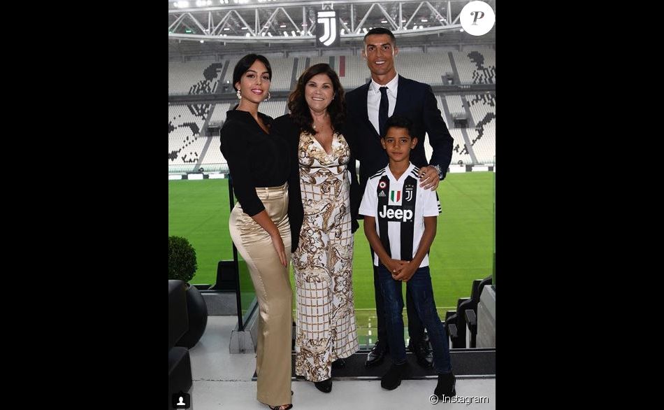 Cristiano Ronaldo avec sa compagne Georgian Rodriguez, sa ...