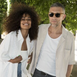 Tina Kunakey et son fiancé Vincent Cassel - Arrivées au défilé de mode Homme printemps-été 2019 "Louis Vuitton" à Paris. Le 21 juin 2018 © Olivier Borde / Bestimage