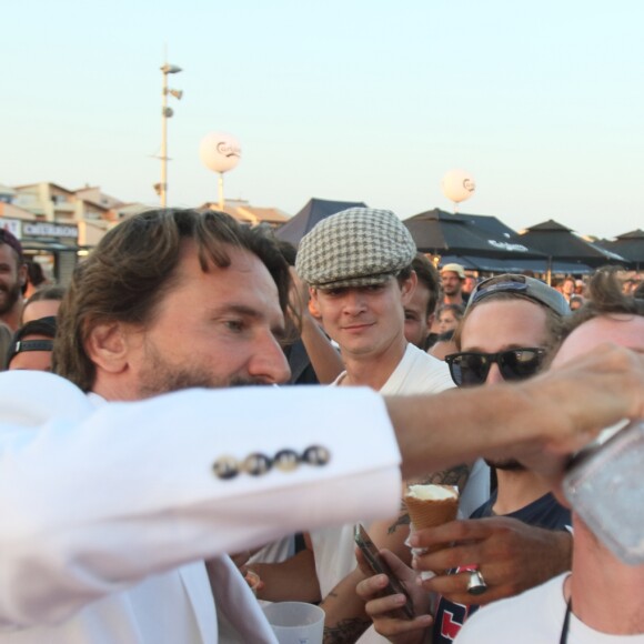 Exclusif - Frédéric Beigbeder, parrain du "Little Festival", à Capbreton, le 1er août 2018.