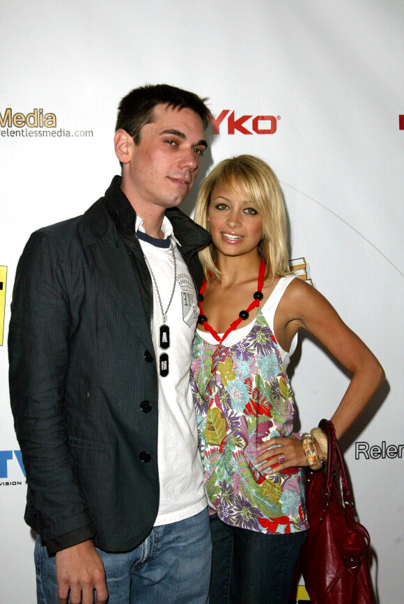 DJ AM, Nicole Richie en 2005.
