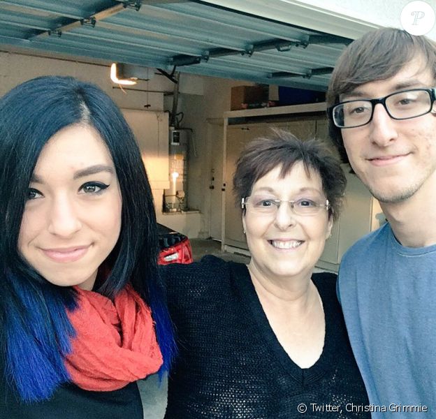 Christina Grimmie avec sa maman et son frère en mai 2016.