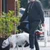 Exclusif - Rooney Mara et sa compagne Joaquin Phoenix ont emmené leurs chiens chez le vétérinaire à Los Angeles, le 26 mai 2018.