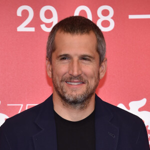 Guillaume Canet lors du photocall du film "Double vies" au 75ème festival du film de Venise le 31 août 2018.