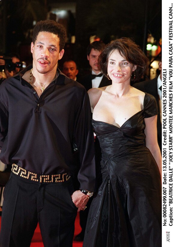 Béatrice Dalle et JoeyStarr à Cannes en 2001.