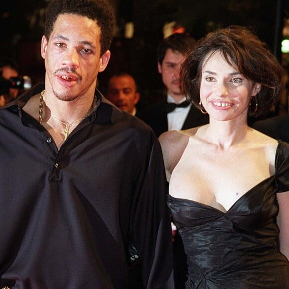 Béatrice Dalle et JoeyStarr à Cannes en 2001.