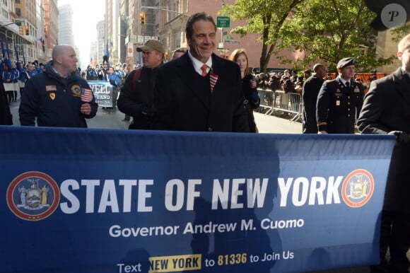 Le gouverneur Andrew M. Cuomo - 99e parade de la journée "Veterans Day" à Madison Square à New York. Le 11 novembre 2017