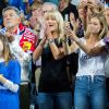Joalukas Noah, Jean-Claude Camus, Isabelle Camus et Clémence Bertrand - Les joueurs de tennis français Julien Benneteau et Nicolas Mahut opposés aux joueurs espagnols Marcel Granollers et Feliciano Lopez lors de la Demi finale double, de la Coupe Davis de tennis France / Espagne, remportée par la France: (6-0, 6-4, 7-6) à Villeneuve-d'Ascq, France, le 15 septembre 2018. Fre
