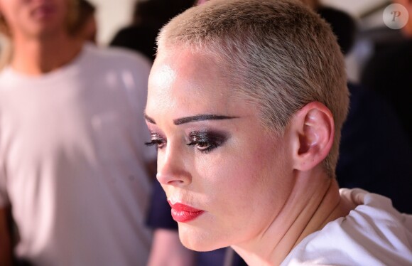 Rose McGowan au défilé du créateur Nicholas Kirkwood pendant la Fashion Week de Londres à l'Ambika P3, le 16 septembre 2018