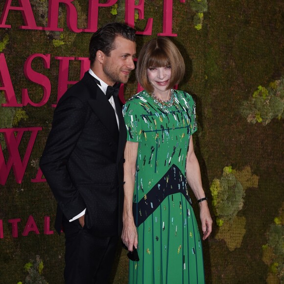 Anna Wintour et Francesco Carrozzini lors de la soirée des Green Carpet Fashion Awards au théâtre La Scala à Milan, Italie, le 23 septembre 2018.