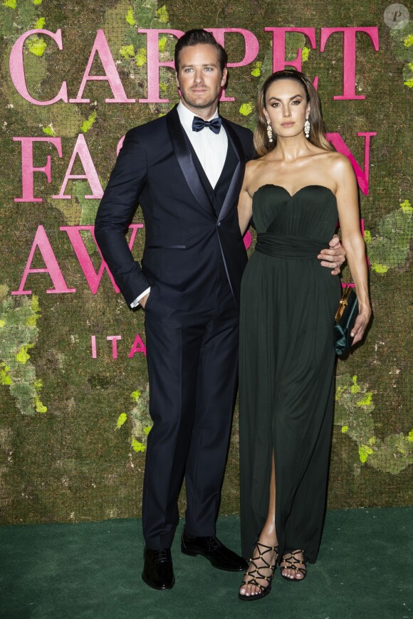 Armie Hammer et sa femme Elizabeth Chambers lors de la soirée des Green Carpet Fashion Awards au théâtre La Scala à Milan, Italie, le 23 septembre 2018.