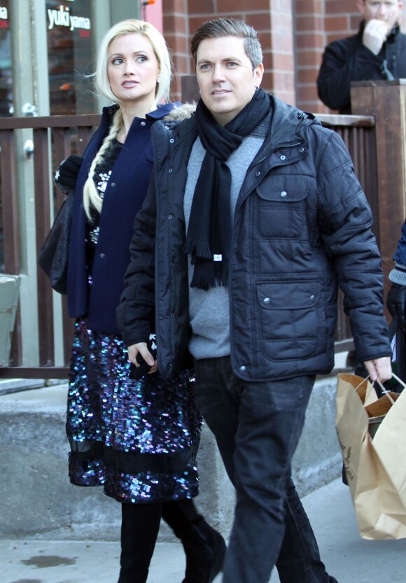 Holly Madison et son mari Pasquale Rotella dans les rues de Park City à l'occasion du festival du film de Sundance. Le 17 janvier 2014.