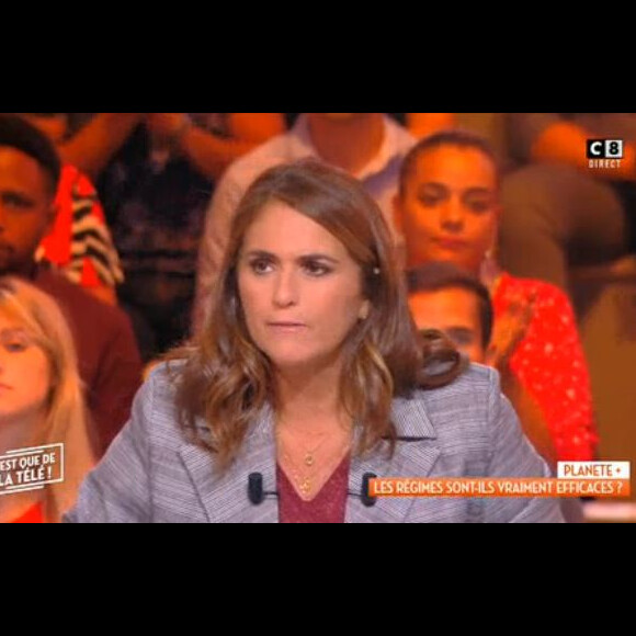 Valérie Benaïm recadre sa chroniqueuse dans "C'est que de la télé" diffusée jeudi 27 septembre 2018 - C8
