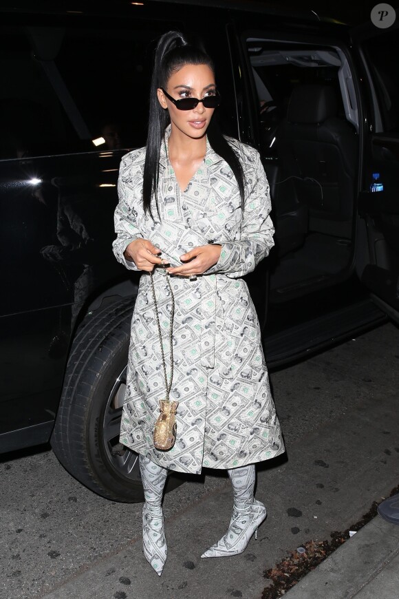 Kim Kardashian arrive à la soirée Anastasia Beverly Hills au Delilah à Los Angeles le 27 septembre 2018