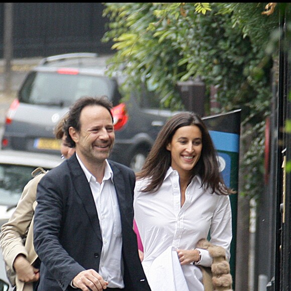 Mariage de Marc Lévy et Pauline Lévêque à Paris, en 2008.