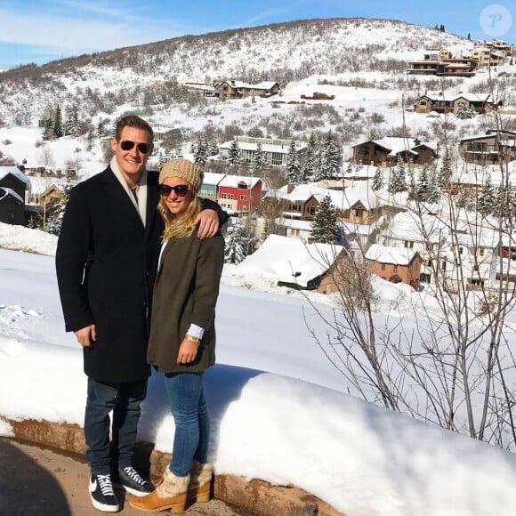 Trevor Engelson et sa nouvelle épouse Tracey Kurland sur une photo publiée en décembre 2017 sur Facebook.