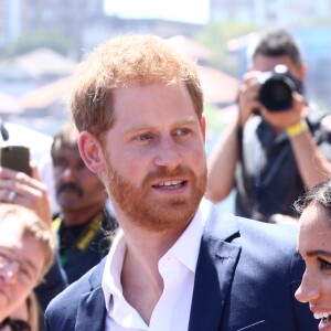 Le prince Harry, duc de Sussex et sa femme Meghan Markle, duchesse de Sussex (enceinte) arrivent à l'opéra de Sydney le premier jour de leur première tournée officielle en Australie, le 16 octobre 2018.