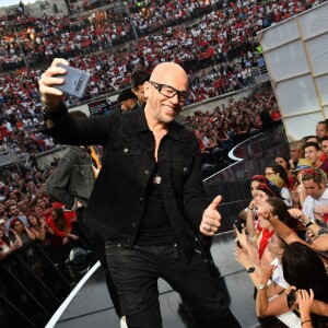 Exclusif - Pascal Obispo - Enregistrement de l'émission "La chanson de l'année" dans les arènes de Nîmes, diffusée en direct sur TF1 le 8 juin © Bruno Bebert / Bestimage