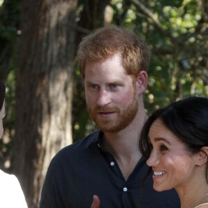 Le prince Harry, duc de Sussex, et Meghan Markle, duchesse de Sussex (enceinte) arrivent baie Kingfisher, sur l'île Fraser, en Australie, le 22 octobre 2018. Le couple rencontre les habitant de l'île.