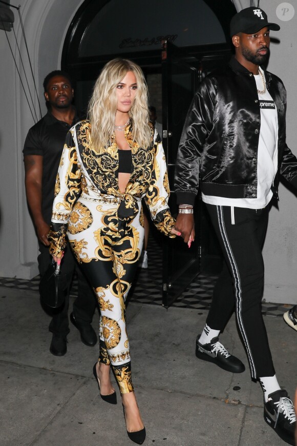 Khloe Kardashian et son compagnon Tristan Thompson quittent le restaurant Craig's à West Hollywood le 17 août 2018.