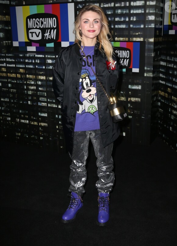 Frances Bean Cobain - Défilé de la collection "MOSCHINO [tv] H&M" à New York, le 24 octobre 2018.