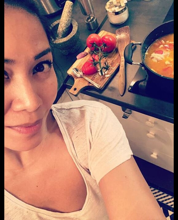 Anggun a partagé des photos d'elle, après une blessure, sur Instagram, le 24 octobre 2018