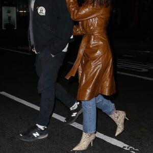 Emily Ratajkowski et son mari Sebastian Bear-McClard sont allés diner en amoureux à New York. Le 25 octobre 2018.