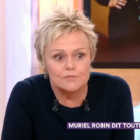 Muriel Robin, un "je t'aime" de sa maman : "On ne les a pas eus, ces mots-là"