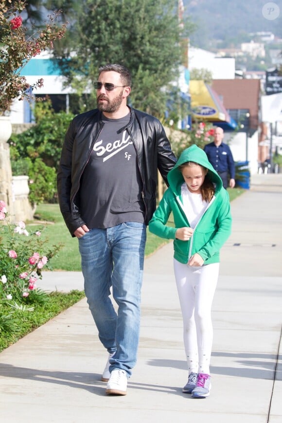 Jennifer Garner et Ben Affleck sont arrivés séparément avec leurs enfants à l'église à Pacific Palisades, le 29 octobre 2018. Ben Affleck est arrivée avec Seraphina.
