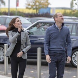 Le prince William et la duchesse Catherine de Cambridge arrivent à un événement de Coach Core au Basildon Sporting Village à Basildon dans l'Essex, le 30 octobre 2018.