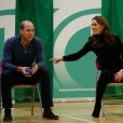  William et Kate se sont essayés à la boccia, une sorte de pétanque avec des boules en cuir. La duchesse Catherine de Cambridge et le prince William étaient le 30 octobre 2018 à Basildon dans l'Essex pour un de Coach Core, programme soutenu par la Fondation royale. 