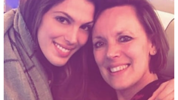 Iris Mittenaere insultée par un hater : Sa mère Laurence monte au créneau