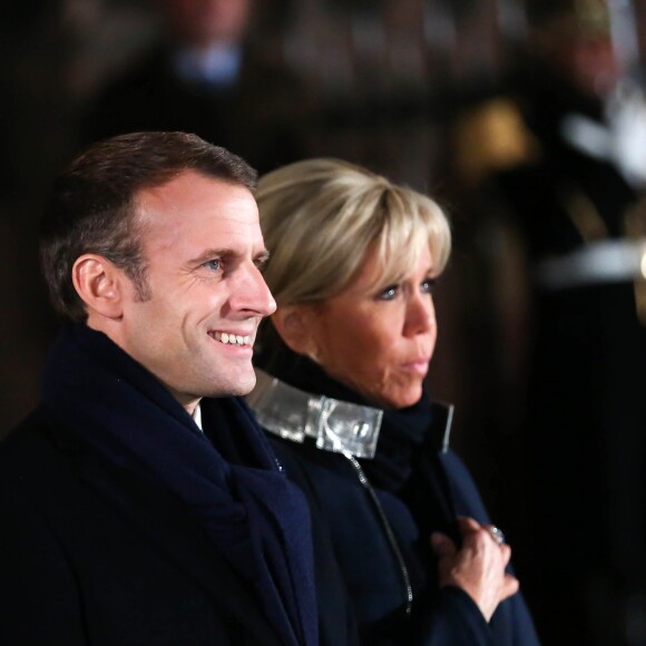 Le couple présidentiel, le président de la République française Emmanuel Macron et sa femme la Première Dame Brigitte Macron (Trogneux) ont accueilli le président de la République fédérale d'Allemagne et sa femme avec une cérémonie militaire, avant de pénétrer dans la cathédrale Notre-Dame de Strasbourg pour un concert d'oeuvres de Debussy et Beethoven à Strasbourg, France, le 4 Novembre 2018, pour lancer une semaine de commémorations du centenaire de l'armistice de la Première Guerre mondiale. La Première Dame française est vêtue d'une veste zippée à col métallisé signée Louis Vuitton, la même que le soir de l'élection de son mari. © Stéphane Lemouton/Bestimage